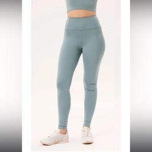 Girlfriend collective Lagoon Compressive High-Rise Legging size medium